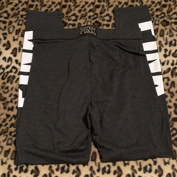 EUC Victoria's Secret PINK LOGO Yoga Pants Leggings Women’s Size M Charcoal Gray - Picture 3 of 9
